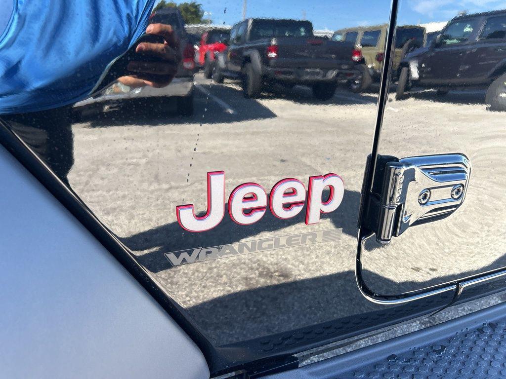 new 2025 Jeep Wrangler car, priced at $52,235