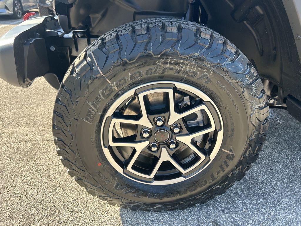 new 2025 Jeep Wrangler car, priced at $52,235