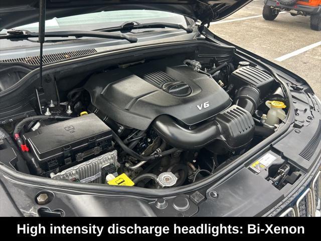 used 2015 Jeep Grand Cherokee car, priced at $14,714