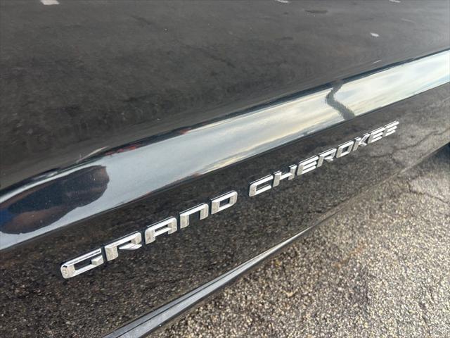 used 2015 Jeep Grand Cherokee car, priced at $13,453