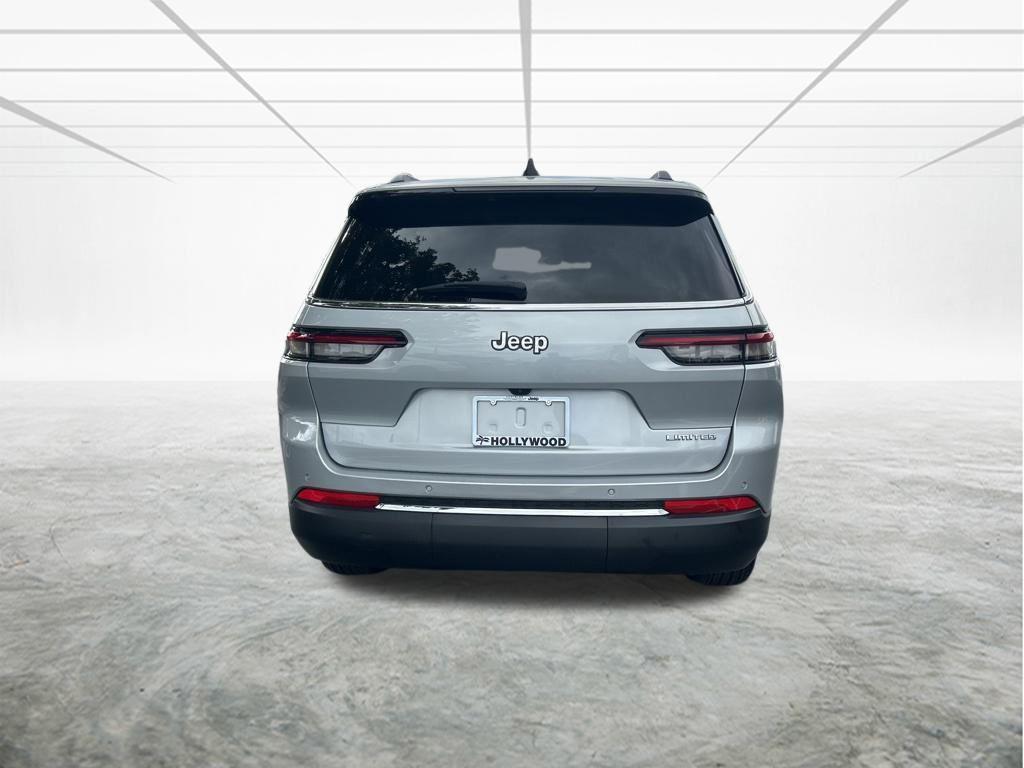 new 2024 Jeep Grand Cherokee L car, priced at $43,036