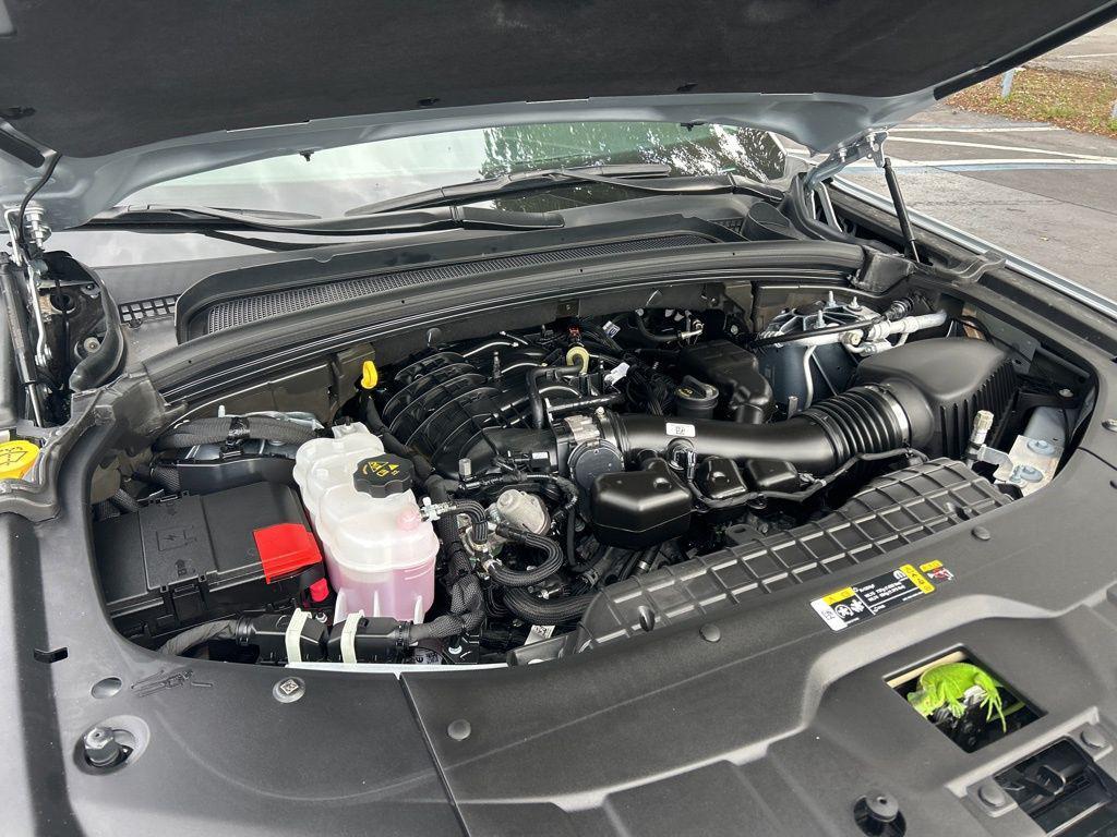 new 2024 Jeep Grand Cherokee L car, priced at $43,036