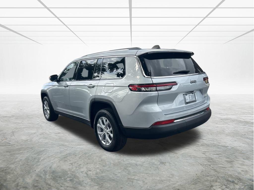 new 2024 Jeep Grand Cherokee L car, priced at $43,036
