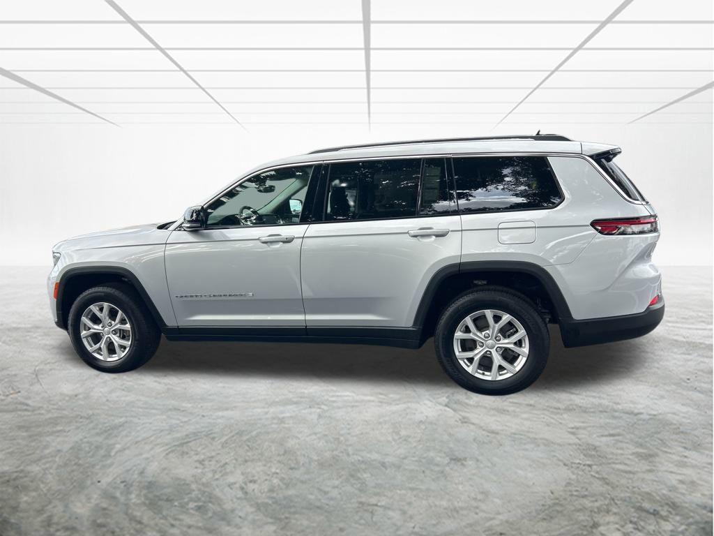 new 2024 Jeep Grand Cherokee L car, priced at $43,036