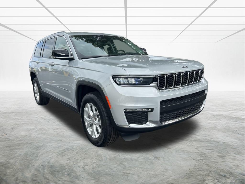 new 2024 Jeep Grand Cherokee L car, priced at $43,036