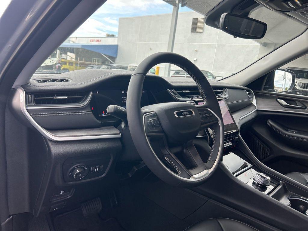 new 2024 Jeep Grand Cherokee L car, priced at $43,036