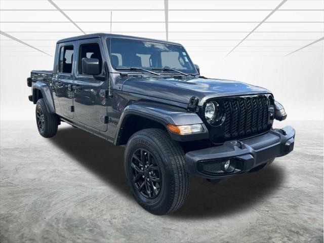 used 2022 Jeep Gladiator car, priced at $28,800