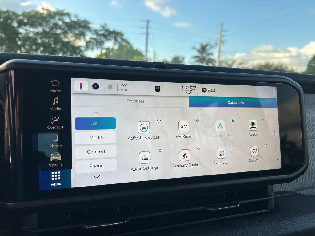 new 2026 Jeep Gladiator car, priced at $40,686