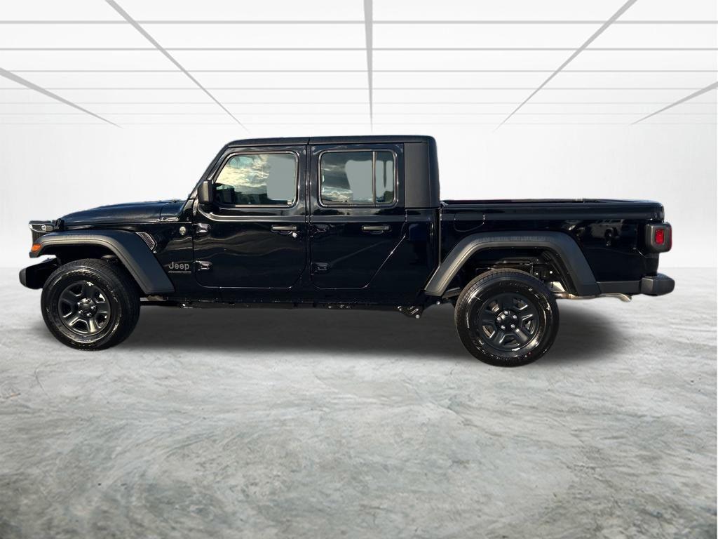 new 2026 Jeep Gladiator car, priced at $40,686