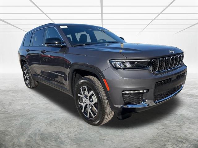 new 2025 Jeep Grand Cherokee L car, priced at $44,118