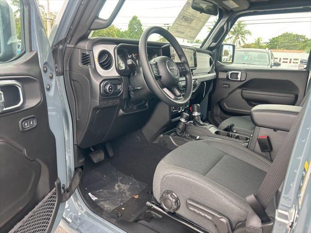 new 2025 Jeep Gladiator car, priced at $40,492