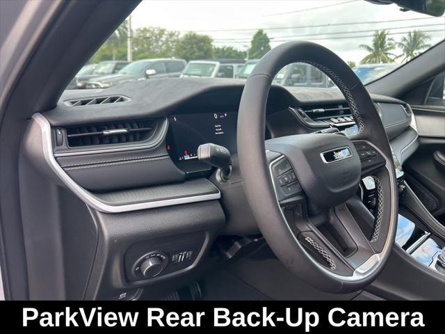 new 2025 Jeep Grand Cherokee car, priced at $38,844