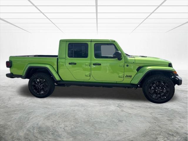 new 2025 Jeep Gladiator car, priced at $37,547