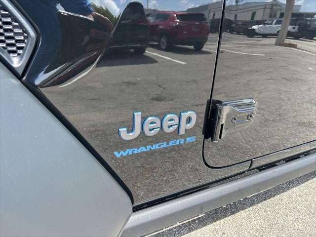 new 2025 Jeep Wrangler car, priced at $56,315
