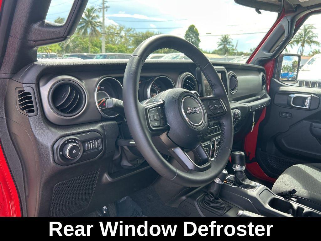 used 2022 Jeep Wrangler Unlimited car, priced at $33,291