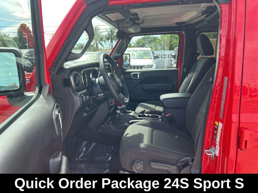 used 2022 Jeep Wrangler Unlimited car, priced at $33,291