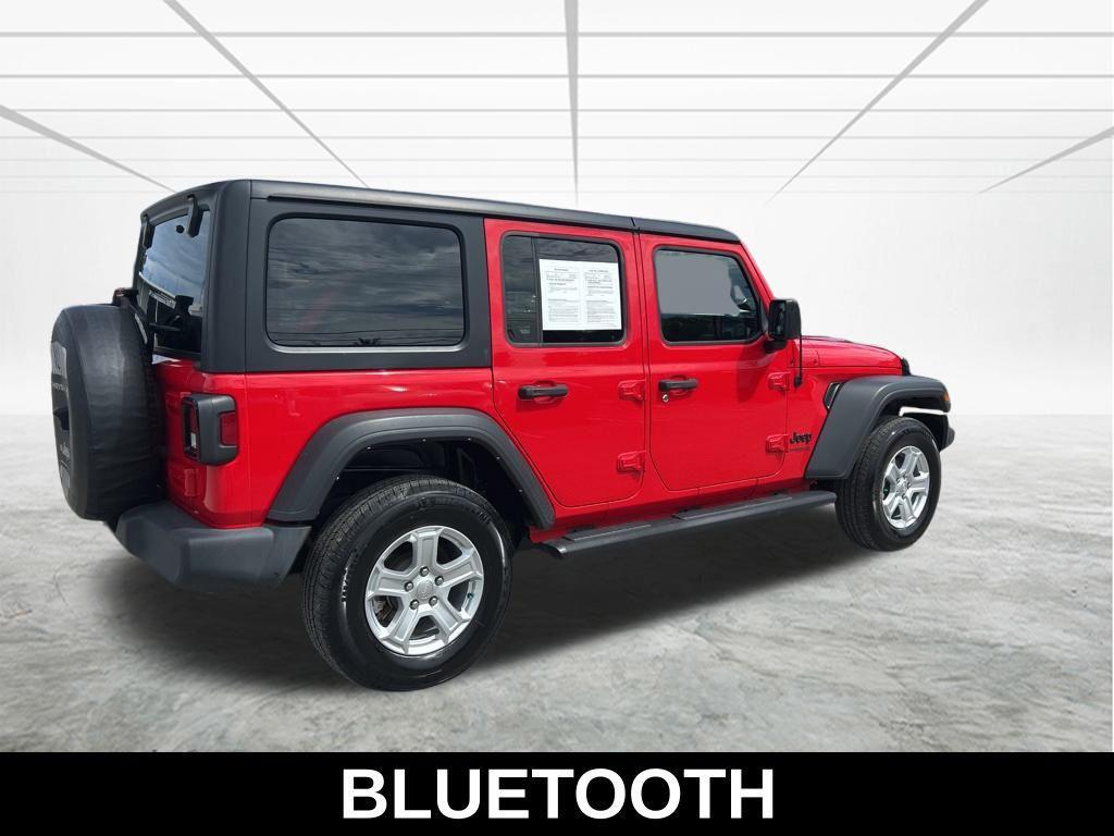 used 2022 Jeep Wrangler Unlimited car, priced at $33,291