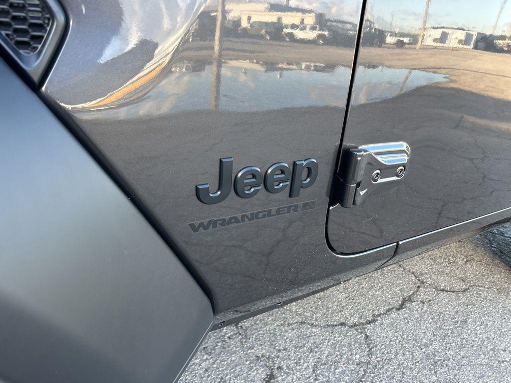 new 2026 Jeep Wrangler car, priced at $38,518