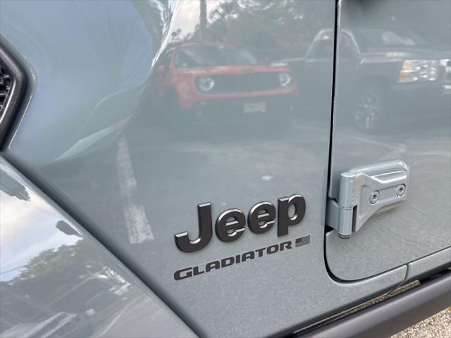 new 2025 Jeep Gladiator car, priced at $42,885