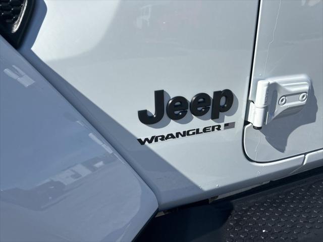 new 2025 Jeep Wrangler car, priced at $55,020