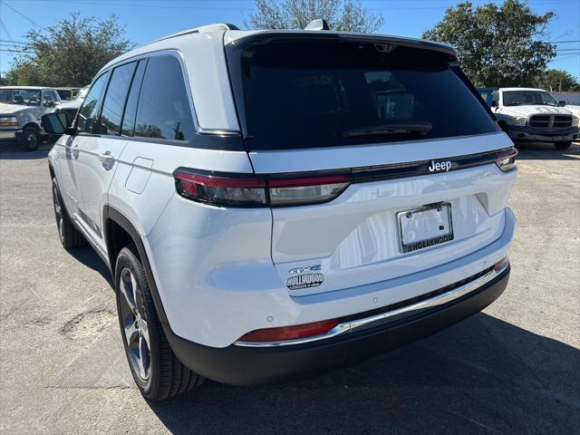 new 2024 Jeep Grand Cherokee car, priced at $48,836