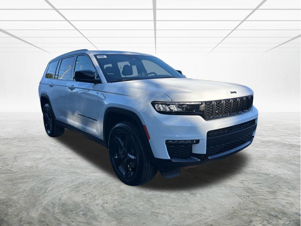 new 2025 Jeep Grand Cherokee L car, priced at $40,210