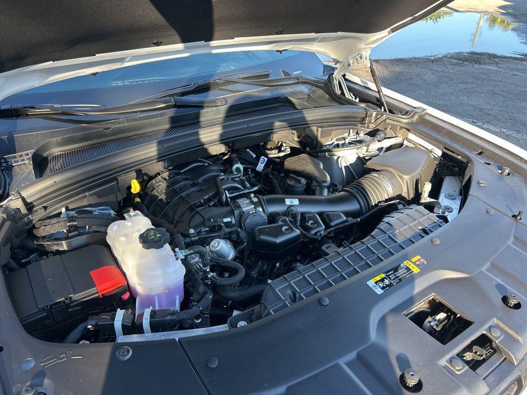 new 2025 Jeep Grand Cherokee L car, priced at $40,210