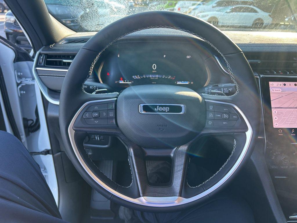 new 2025 Jeep Grand Cherokee L car, priced at $40,210