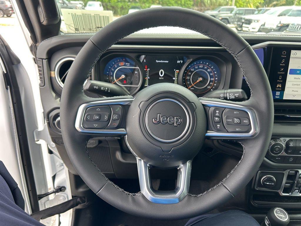 new 2025 Jeep Wrangler car, priced at $46,201