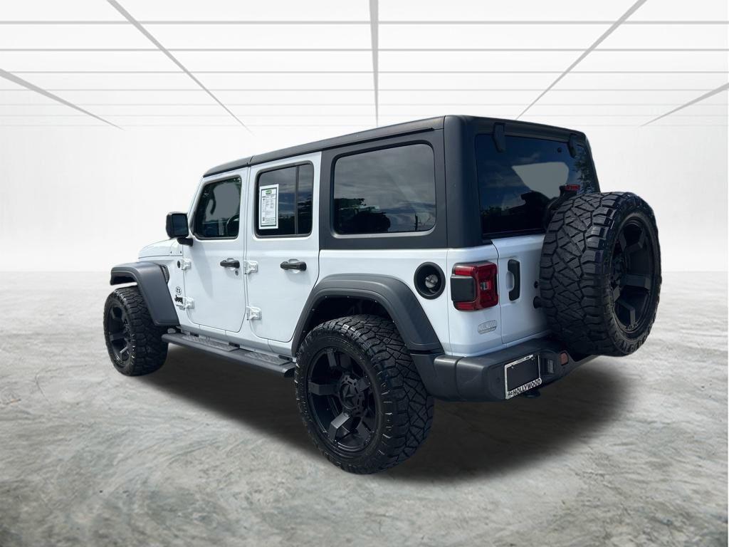 used 2021 Jeep Wrangler Unlimited car, priced at $24,624