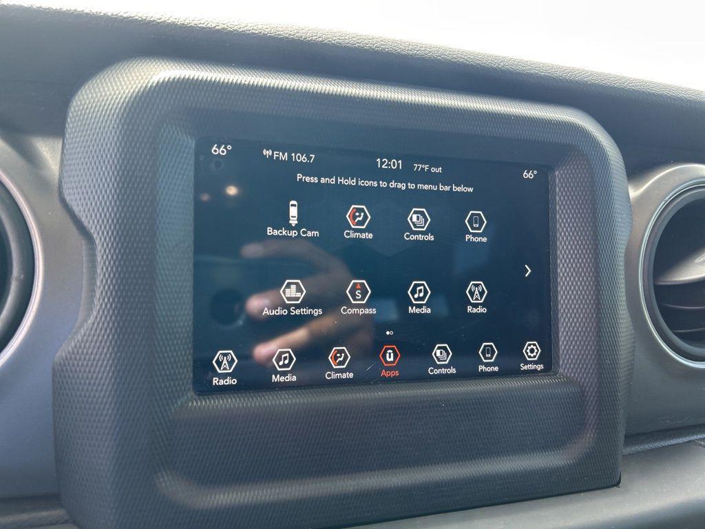 used 2021 Jeep Wrangler Unlimited car, priced at $24,624