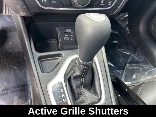 used 2018 Jeep Cherokee car, priced at $13,997