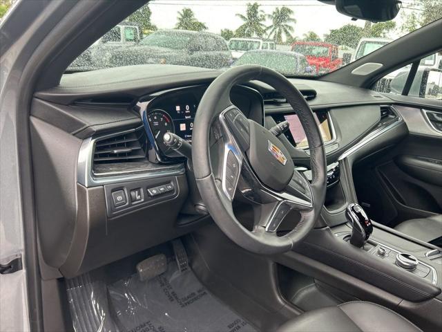 used 2023 Cadillac XT5 car, priced at $32,271