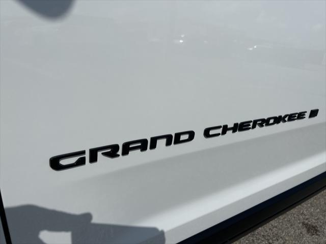 new 2024 Jeep Grand Cherokee L car, priced at $41,221