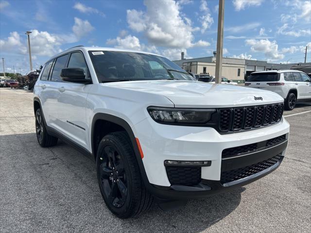 new 2024 Jeep Grand Cherokee L car, priced at $41,221