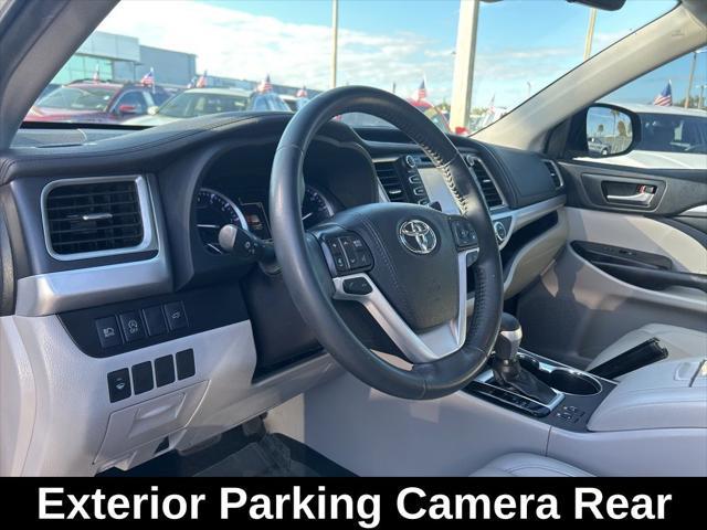 used 2019 Toyota Highlander car, priced at $24,900