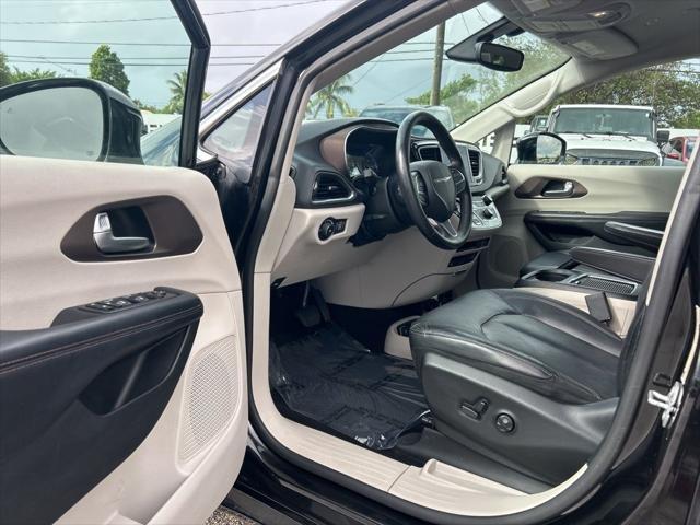 used 2019 Chrysler Pacifica car, priced at $23,414