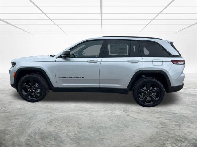 new 2025 Jeep Grand Cherokee car, priced at $46,811