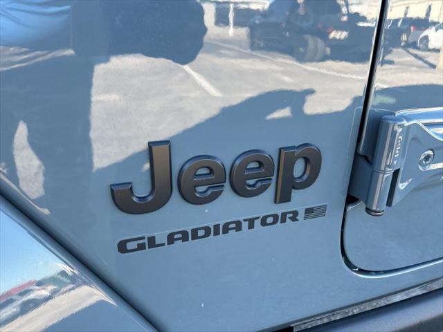 new 2025 Jeep Gladiator car, priced at $41,885