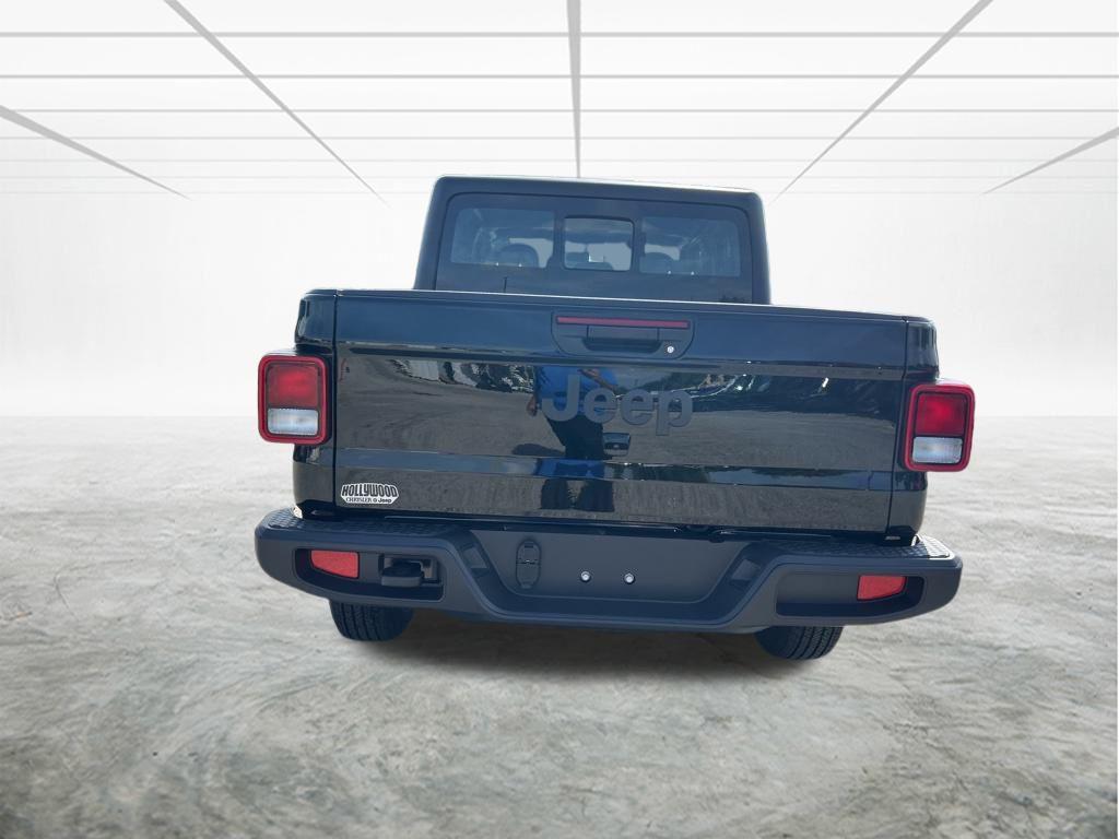 new 2026 Jeep Gladiator car, priced at $40,239