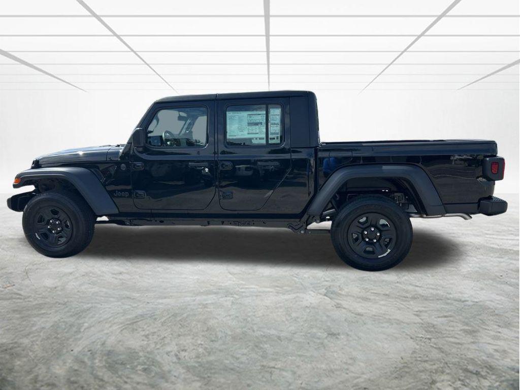 new 2026 Jeep Gladiator car, priced at $40,239