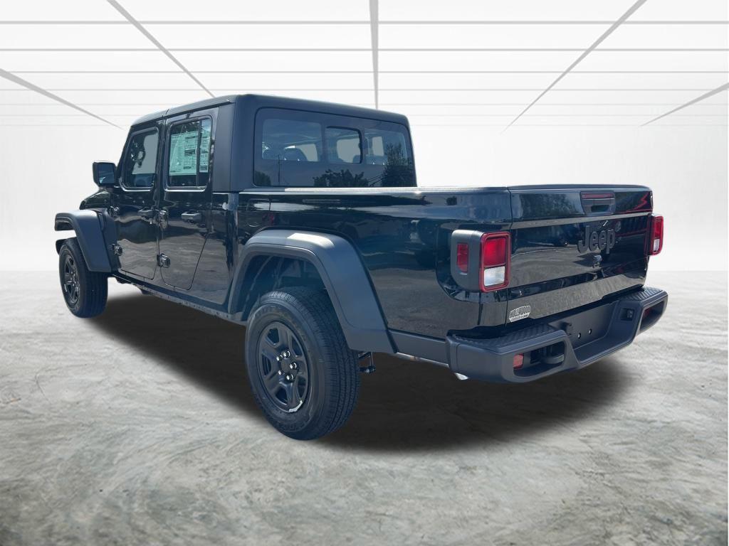 new 2026 Jeep Gladiator car, priced at $40,239