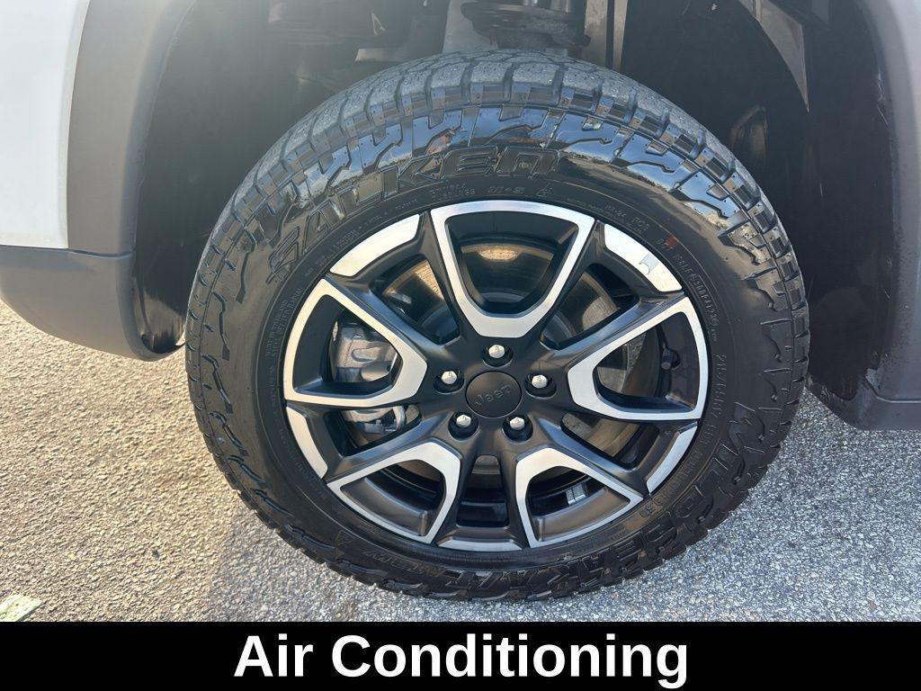 used 2024 Jeep Compass car, priced at $24,359