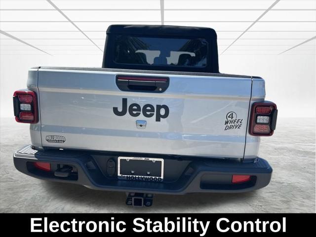 new 2024 Jeep Gladiator car, priced at $44,107