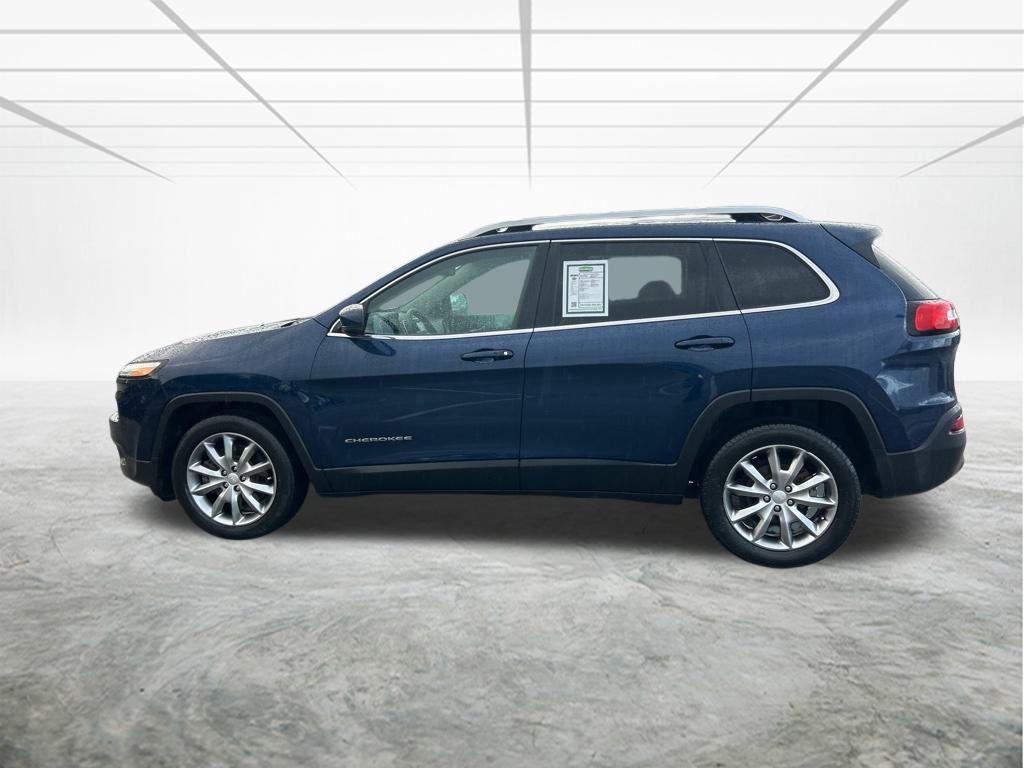 used 2018 Jeep Cherokee car, priced at $15,675
