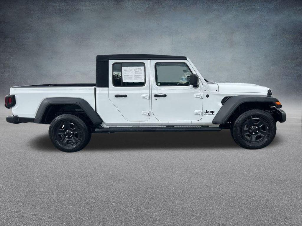 used 2024 Jeep Gladiator car, priced at $32,900