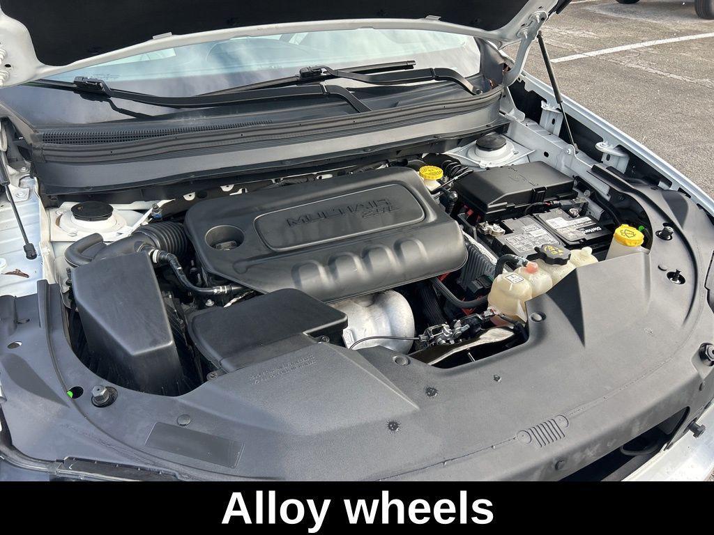 used 2019 Jeep Cherokee car, priced at $14,985