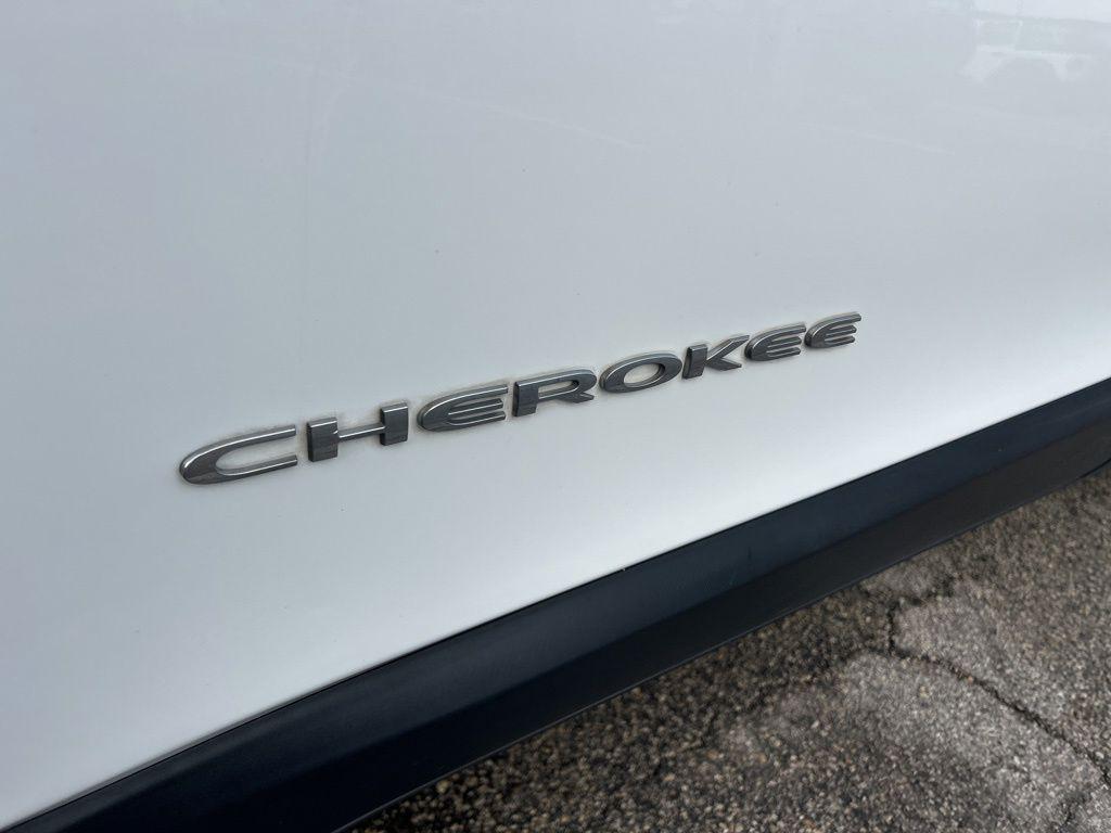 used 2019 Jeep Cherokee car, priced at $14,985