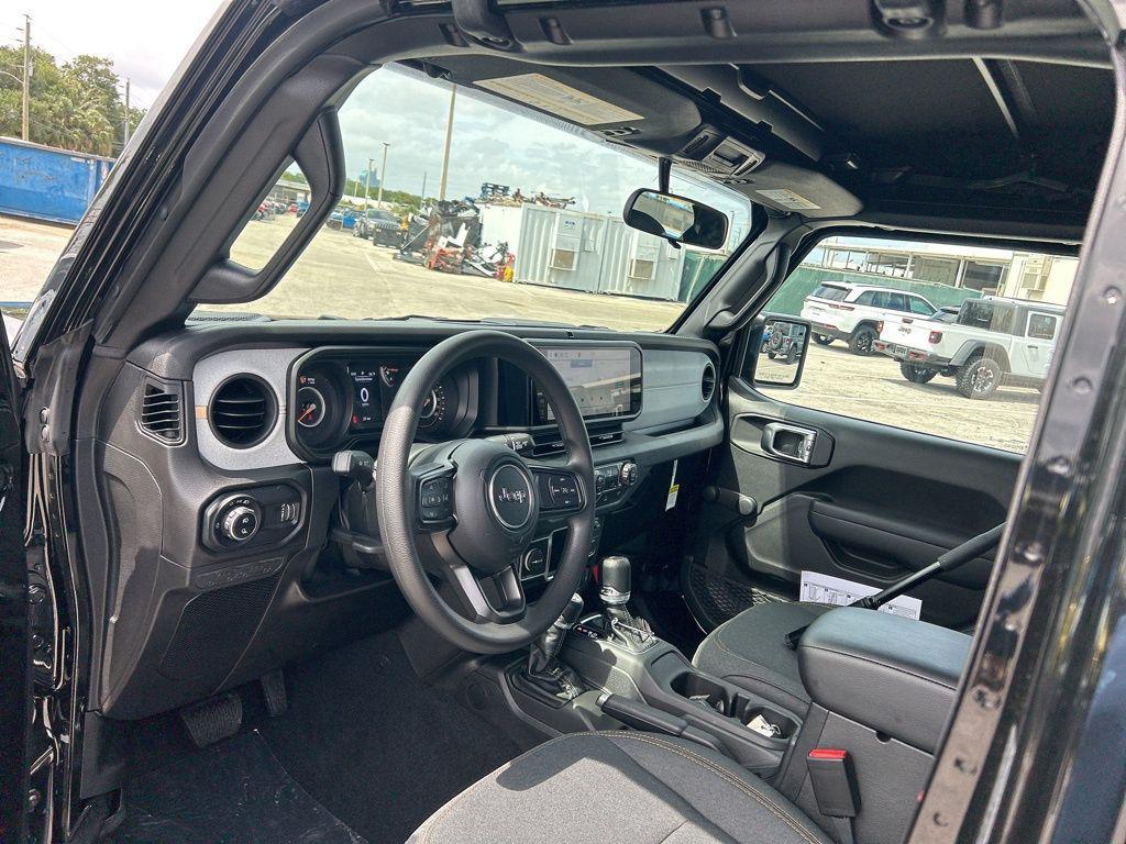 new 2024 Jeep Gladiator car, priced at $37,873