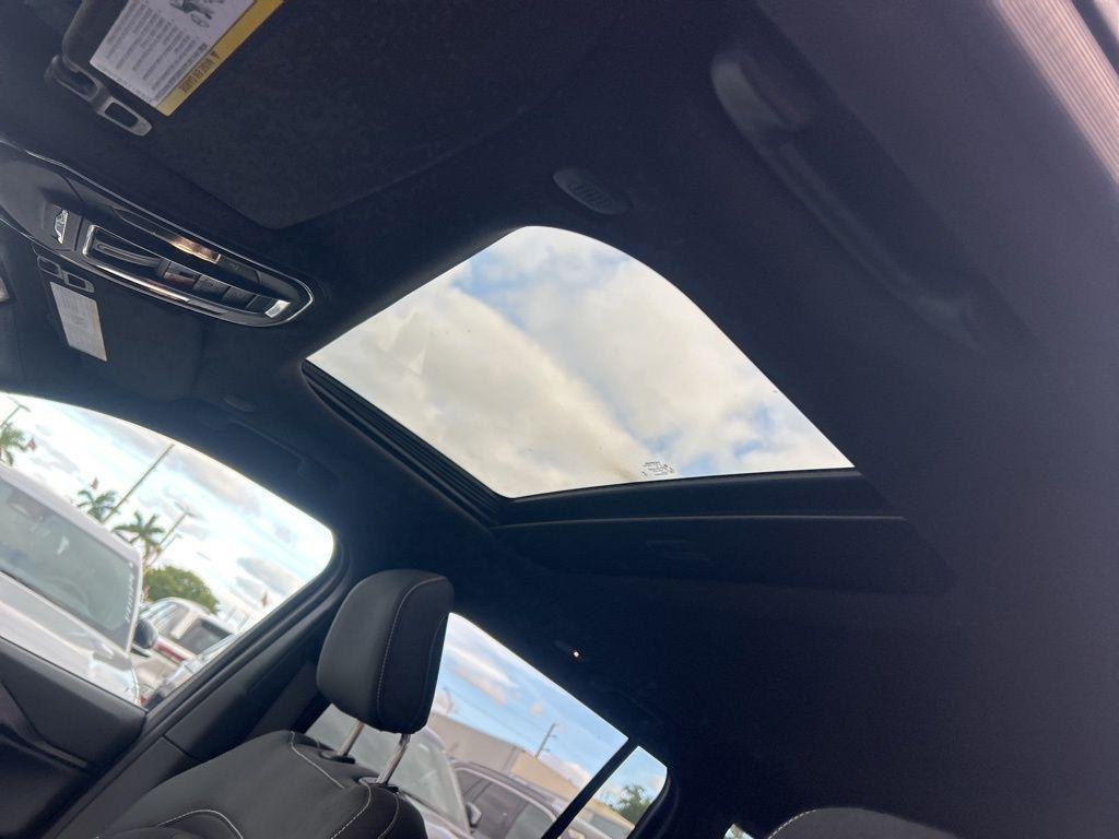 new 2025 Jeep Grand Cherokee car, priced at $37,012